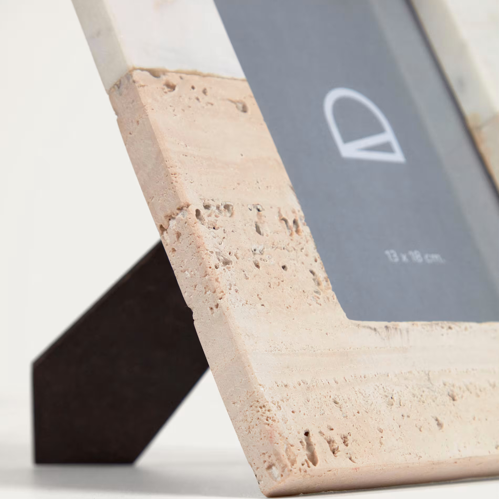 Uria marco de fotos_26261