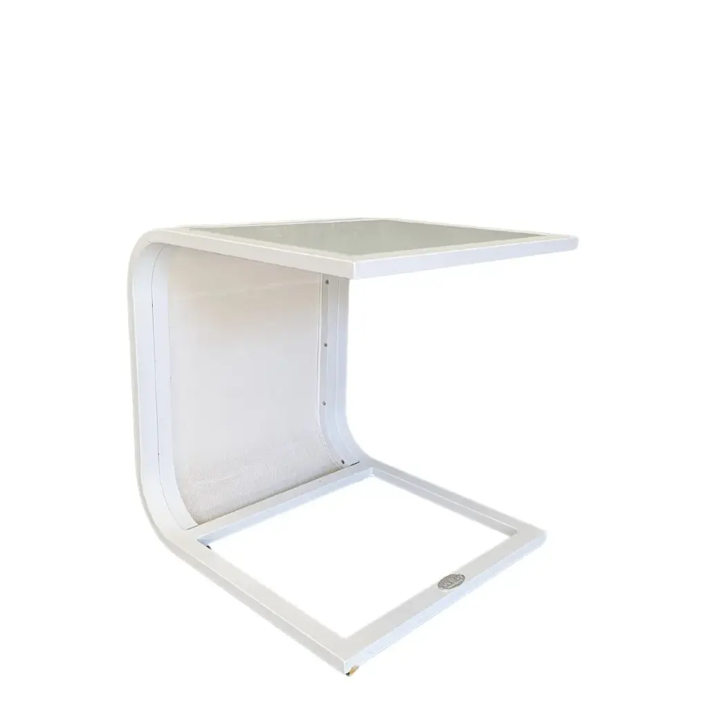 Pelikan mesa lateral