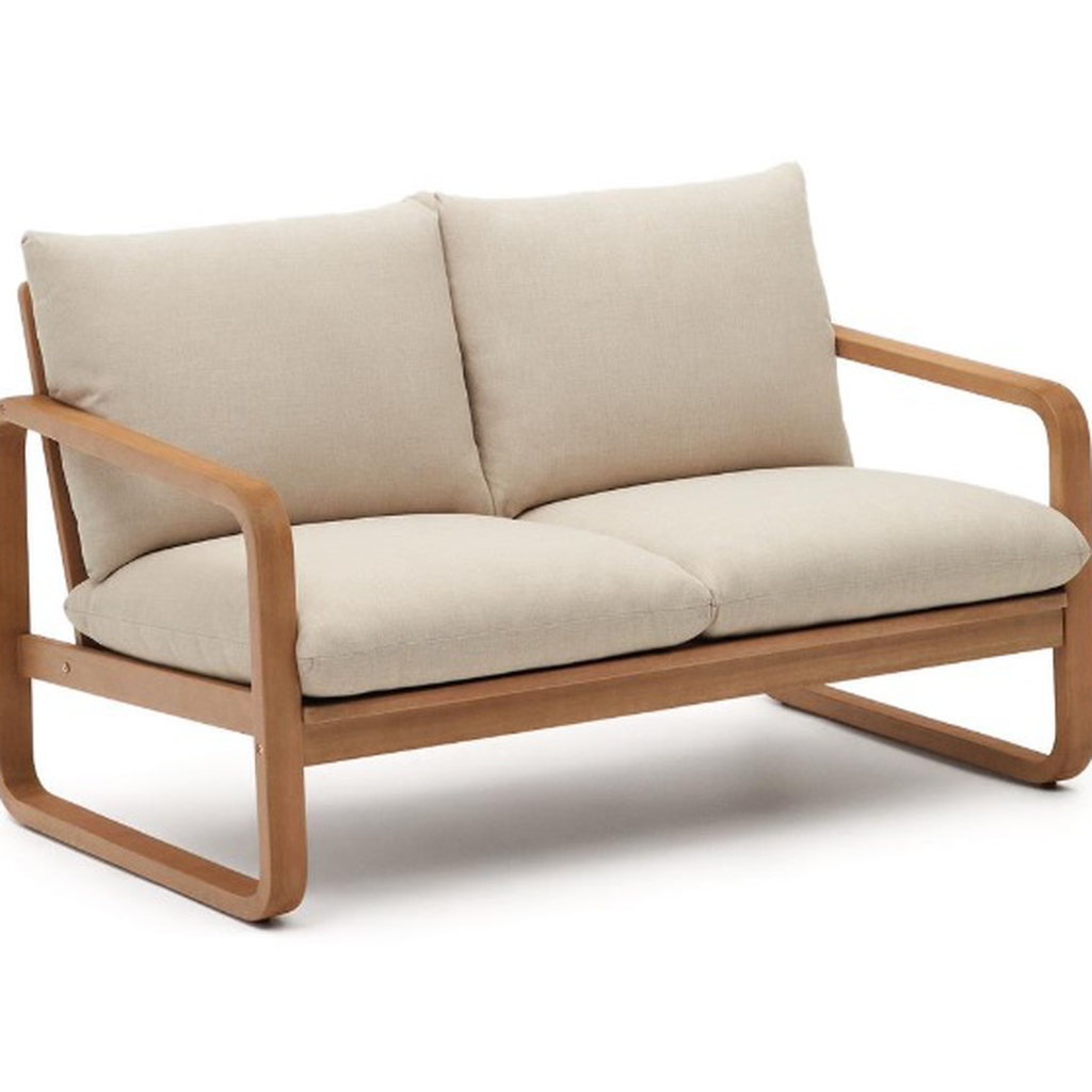 Sacaleta love seat.